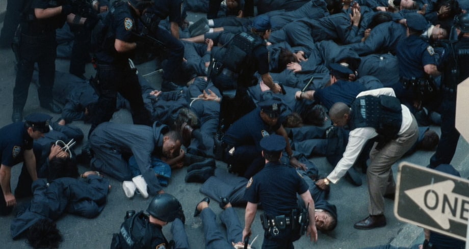 One of the best hostage taking movies: Inside Man by Spike Lee