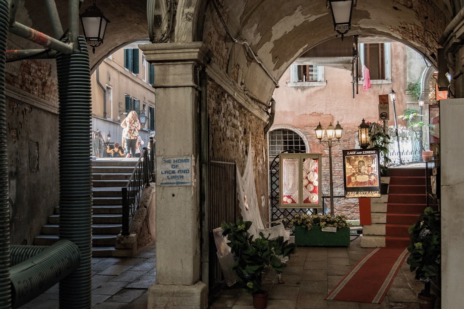 James Bond in Venice filming locations