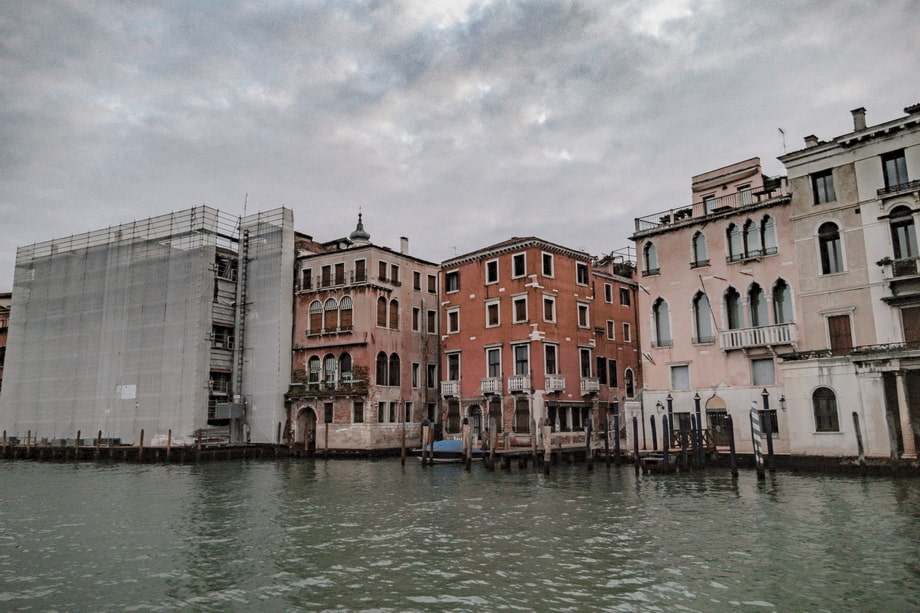 where was casino royale filmed: Venice locations