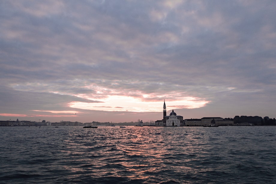 Venice Grand Canal: Agent 007 James Bond