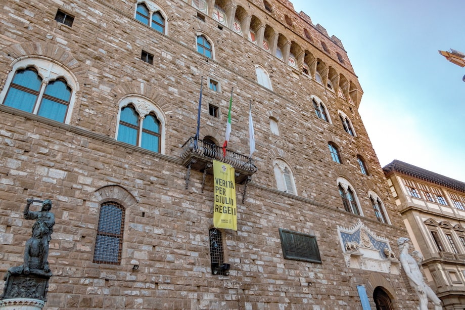 Piazza Della Signoria and palazzo Vecchio today