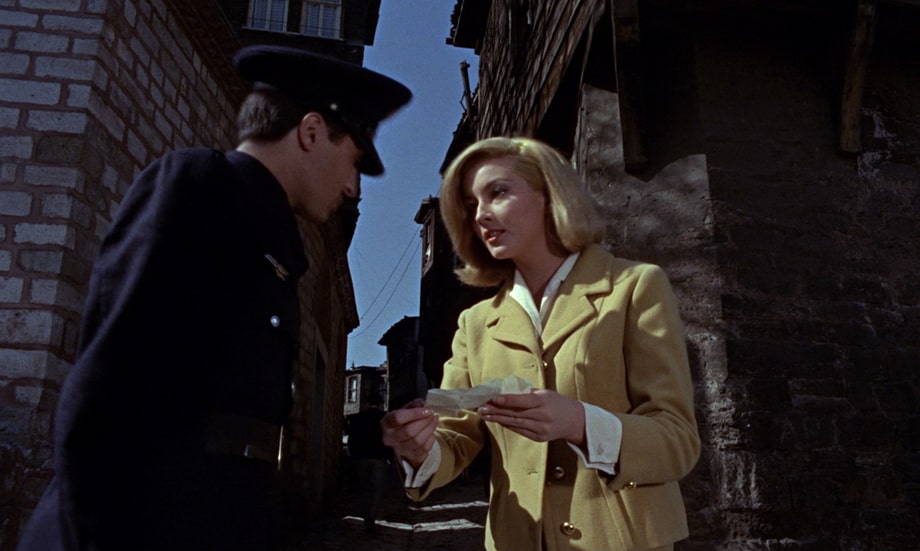 Tanya goes for a meeting with Rosa Clebb