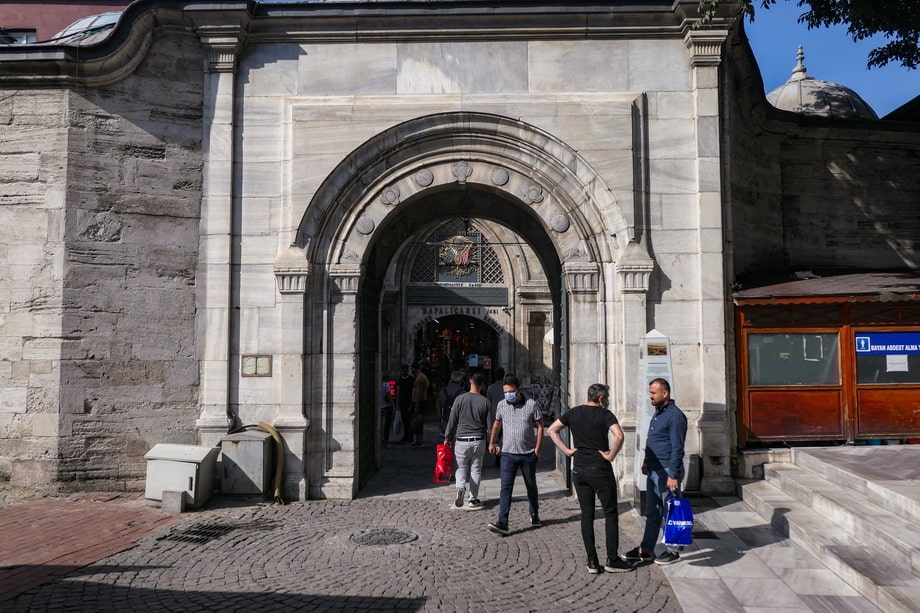 Nuruosmaniye Mosque and the Grand Bazaar: Istanbul 007 locations