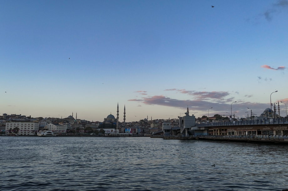 Galata Bridge in Istanbul movie location
