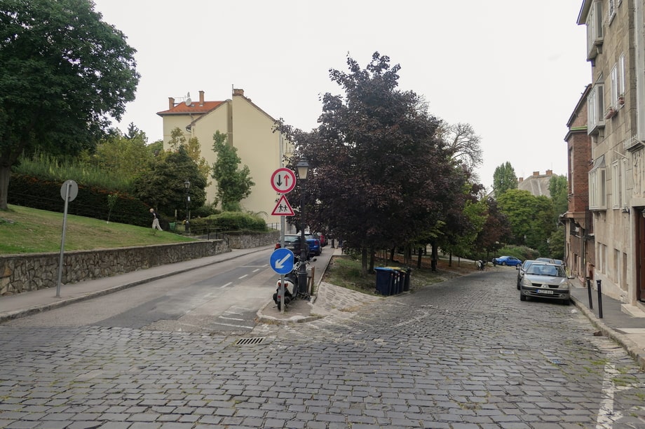 intersection of Donati and Toldy Ferenc Streets