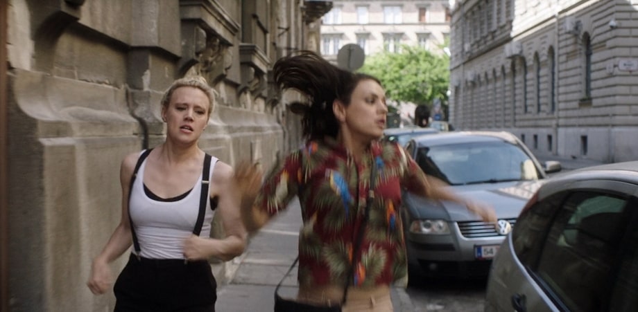 Mila Kunis, Kate McKinnon in Budapest
