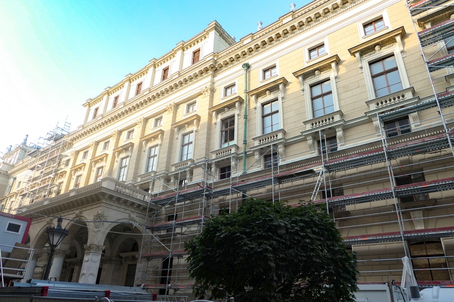 Hungarian Opera House today