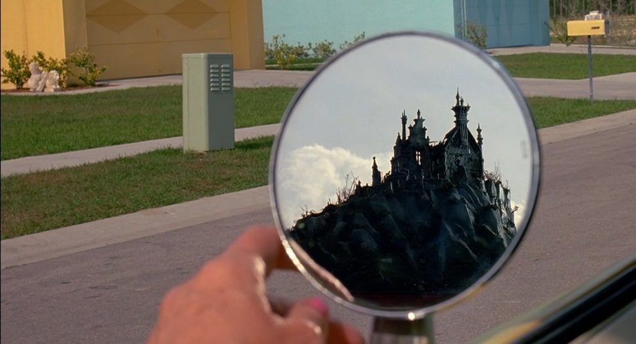Edward Scissorhands movie analysis 1990