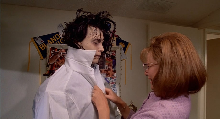 Pegg Boggs Edward Scissorhands 1990