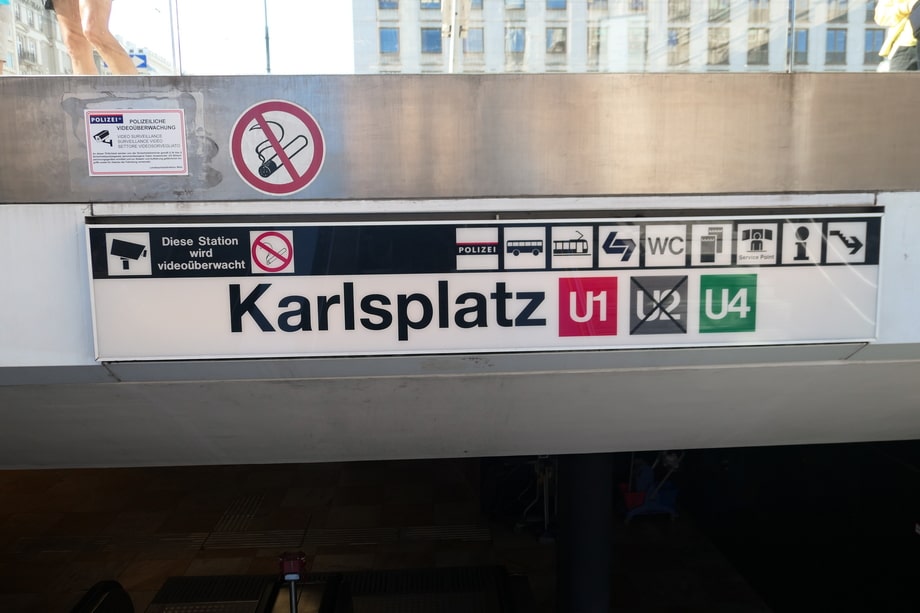 Kralsplatz metro station today