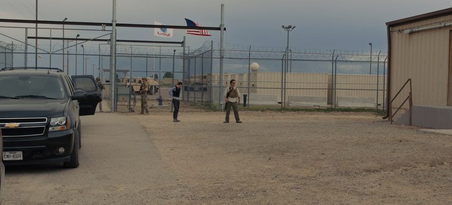 Desaturated color palette in Sicario