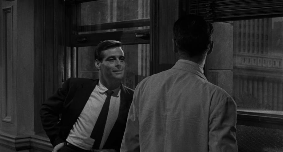 The opening in 12 Angry men and a calm atmosphere